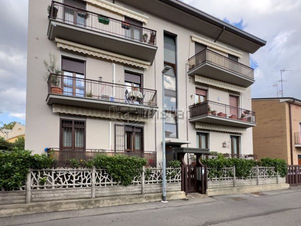 appartamento in vendita a Paderno Dugnano in zona Calderara