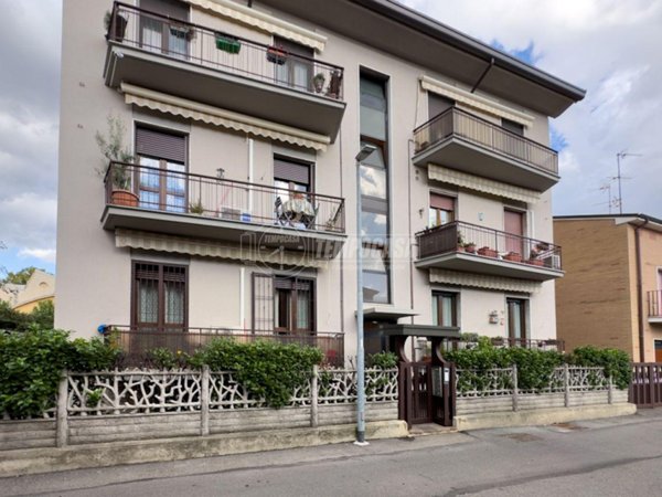 appartamento in vendita a Paderno Dugnano in zona Calderara