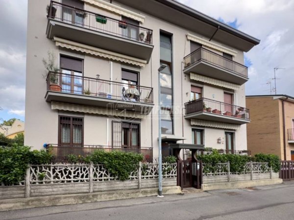 appartamento in vendita a Paderno Dugnano in zona Calderara