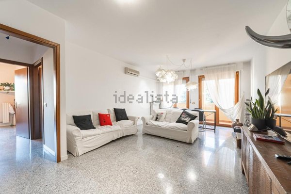 appartamento in vendita a Paderno Dugnano in zona Palazzolo Milanese