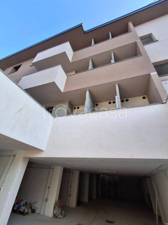 appartamento in vendita a Paderno Dugnano in zona Cassina Amata