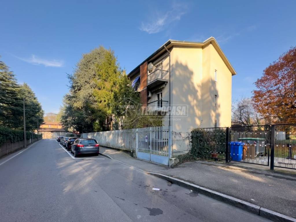 appartamento in vendita a Paderno Dugnano