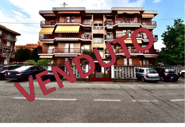 appartamento in vendita a Paderno Dugnano in zona Palazzolo Milanese