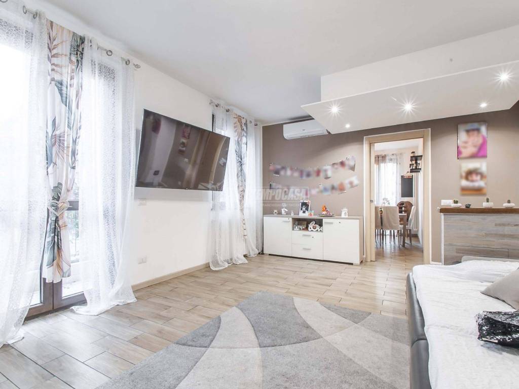 appartamento in vendita a Paderno Dugnano in zona Palazzolo Milanese