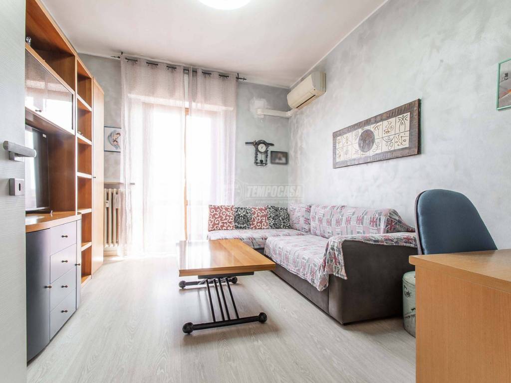 appartamento in vendita a Paderno Dugnano in zona Incirano