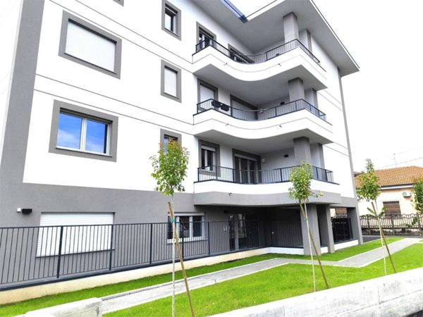 appartamento in vendita a Paderno Dugnano in zona Palazzolo Milanese