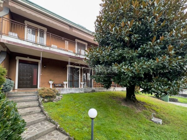 casa indipendente in vendita a Paderno Dugnano
