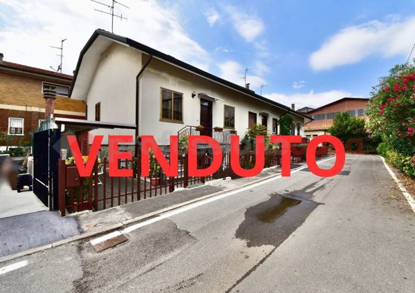 casa indipendente in vendita a Paderno Dugnano