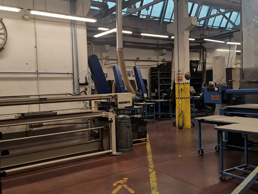 ufficio in vendita a Paderno Dugnano