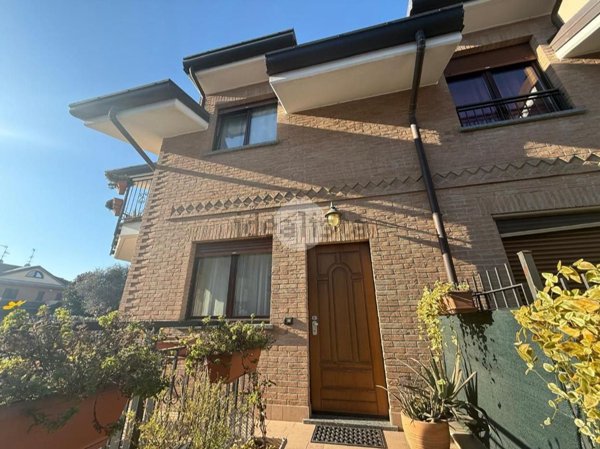 casa indipendente in vendita a Paderno Dugnano