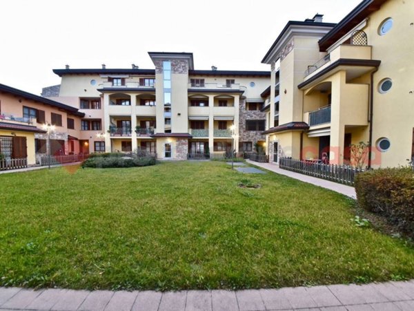 appartamento in vendita a Paderno Dugnano in zona Cassina Amata