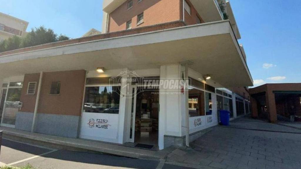 negozio in vendita a Paderno Dugnano