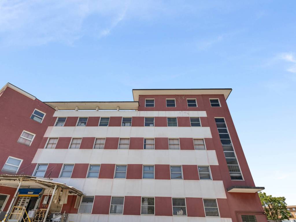 intera palazzina in vendita a Paderno Dugnano in zona Calderara