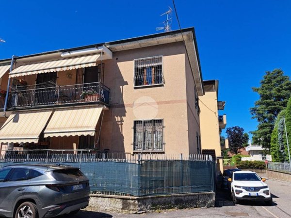 appartamento in vendita a Paderno Dugnano in zona Palazzolo Milanese