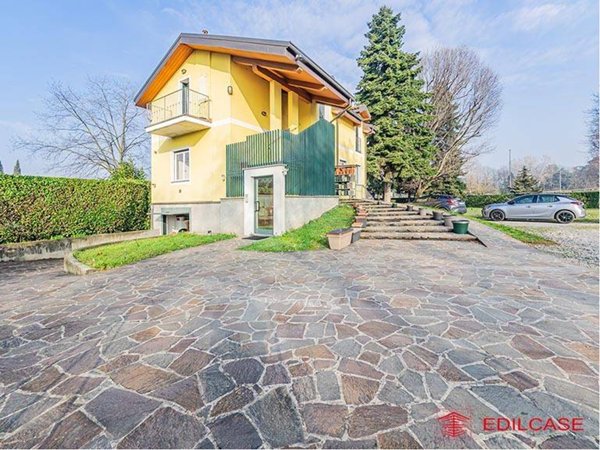 casa indipendente in vendita a Paderno Dugnano