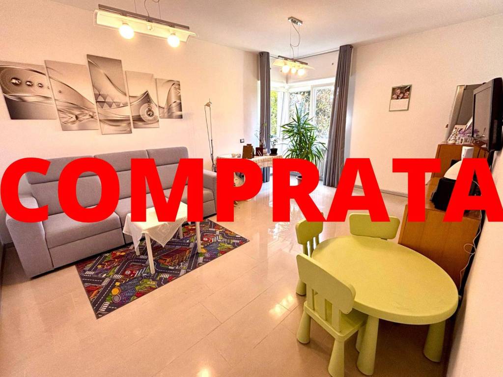 appartamento in vendita a Paderno Dugnano in zona Calderara