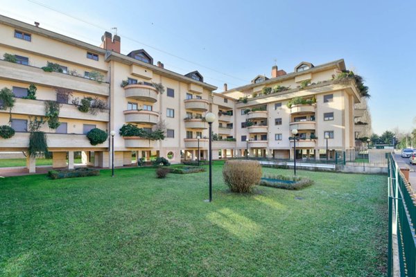 appartamento in vendita a Paderno Dugnano in zona Palazzolo Milanese