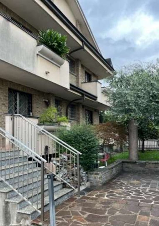 casa indipendente in vendita a Paderno Dugnano