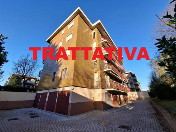 appartamento in vendita a Paderno Dugnano in zona Incirano