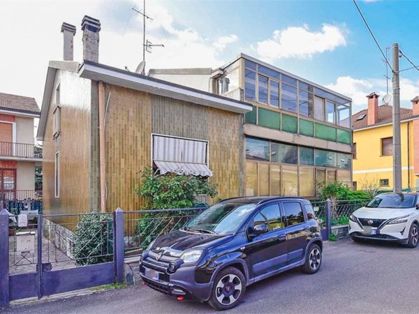 appartamento in vendita a Paderno Dugnano in zona Cassina Amata