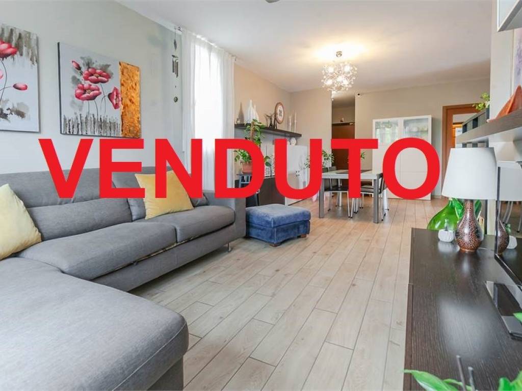 appartamento in vendita a Paderno Dugnano in zona Calderara