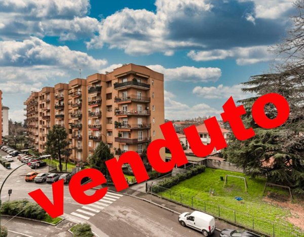 appartamento in vendita a Paderno Dugnano in zona Palazzolo Milanese