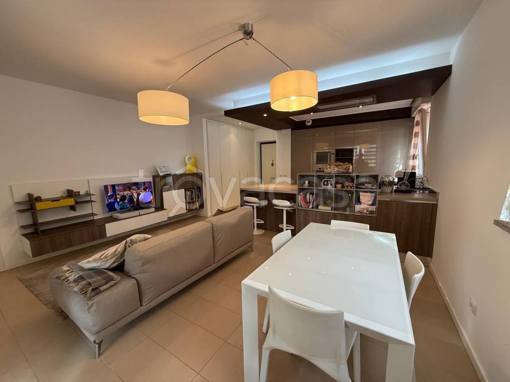 appartamento in vendita a Paderno Dugnano