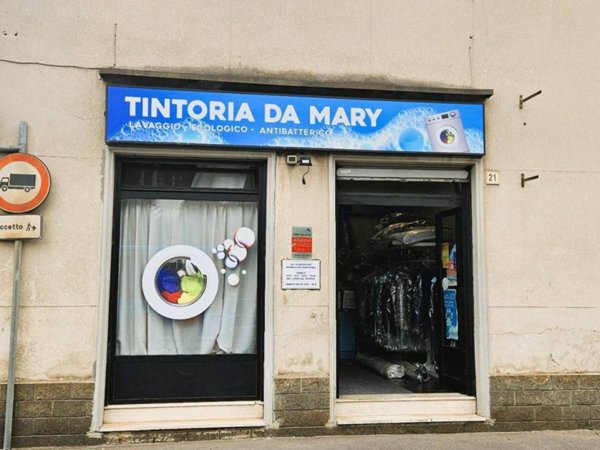 negozio in vendita a Paderno Dugnano in zona Cassina Amata
