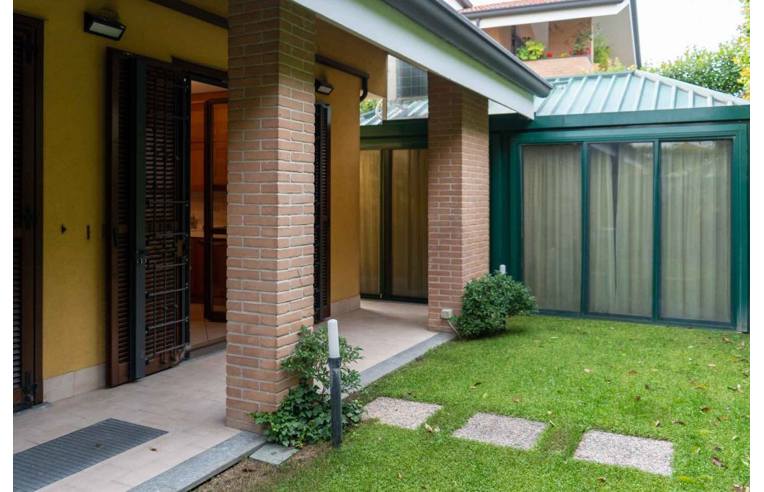 casa indipendente in vendita a Paderno Dugnano