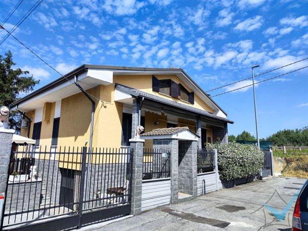casa indipendente in vendita a Paderno Dugnano in zona Palazzolo Milanese