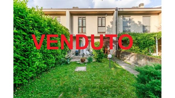 casa indipendente in vendita a Paderno Dugnano