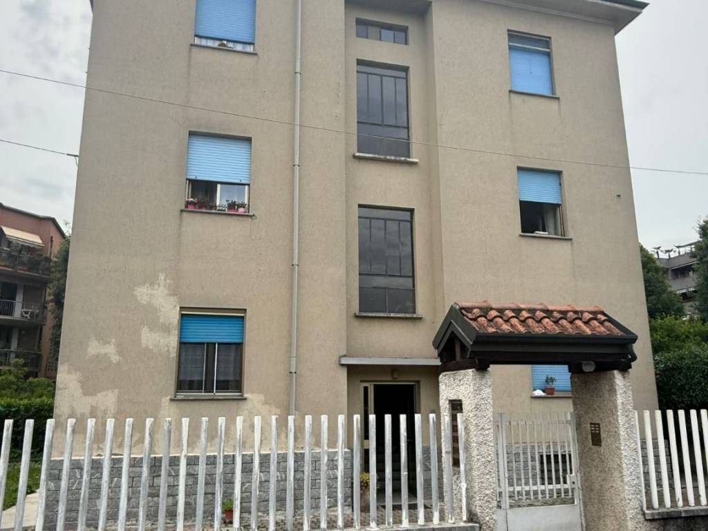 appartamento in vendita a Paderno Dugnano in zona Palazzolo Milanese