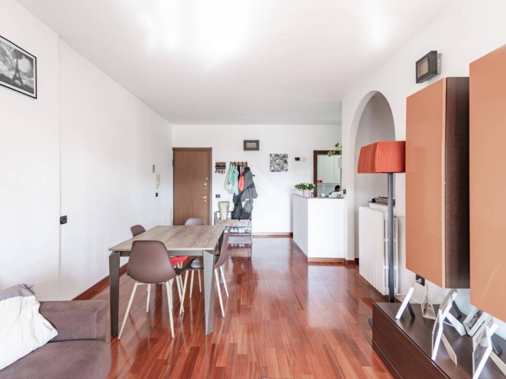 appartamento in vendita a Paderno Dugnano in zona Palazzolo Milanese