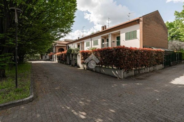 casa indipendente in vendita a Paderno Dugnano in zona Palazzolo Milanese