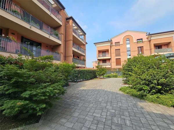 appartamento in vendita a Paderno Dugnano in zona Cassina Amata