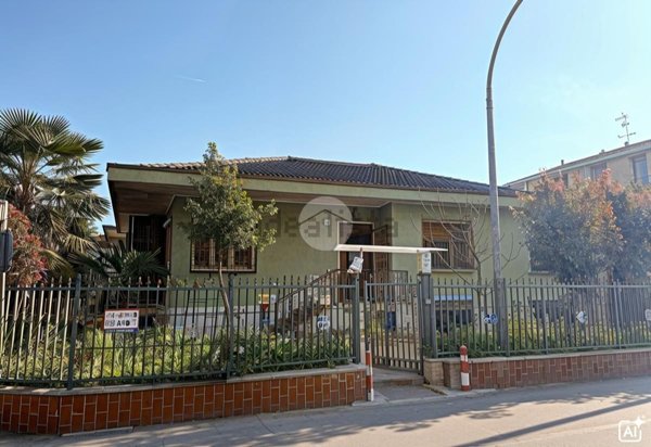 casa indipendente in vendita a Paderno Dugnano in zona Palazzolo Milanese