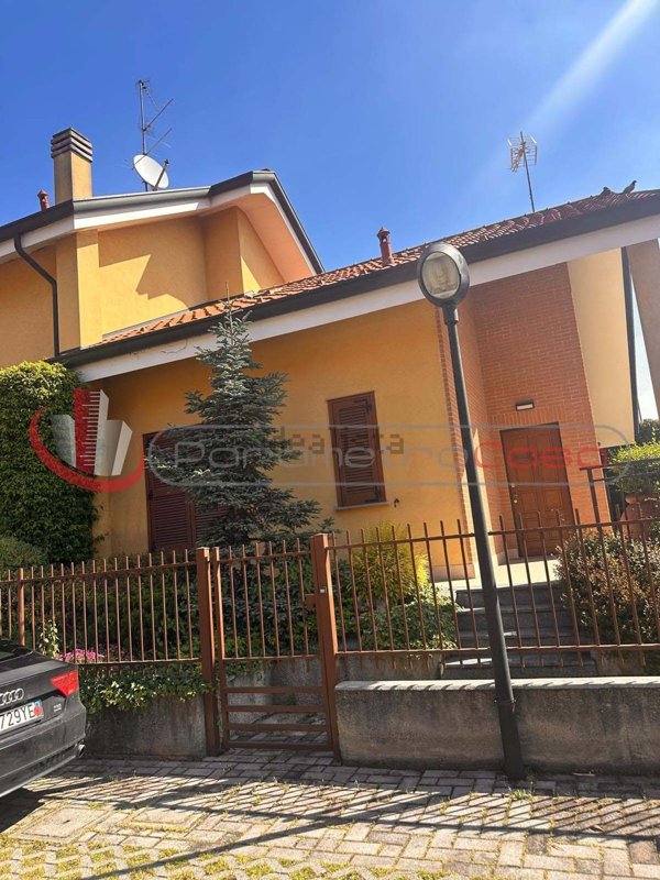 appartamento in vendita a Paderno Dugnano