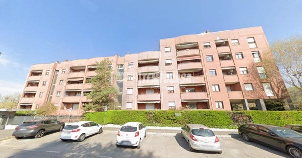 appartamento in vendita a Paderno Dugnano in zona Cassina Amata