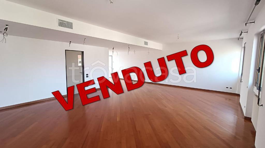 appartamento in vendita a Paderno Dugnano in zona Palazzolo Milanese