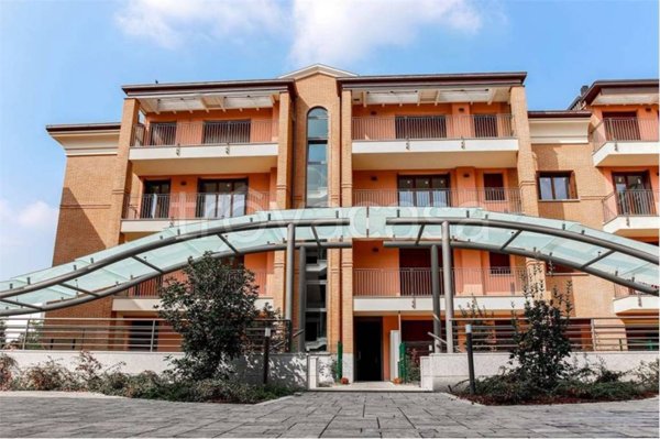 appartamento in vendita a Paderno Dugnano in zona Cassina Amata