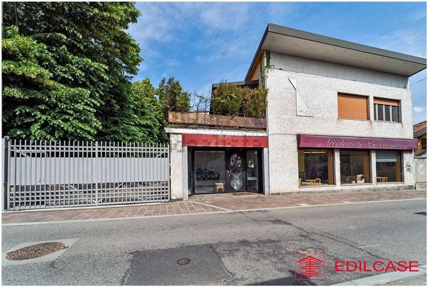 negozio in vendita a Paderno Dugnano in zona Palazzolo Milanese