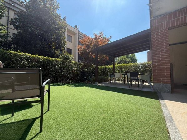 appartamento in vendita a Paderno Dugnano in zona Cassina Amata