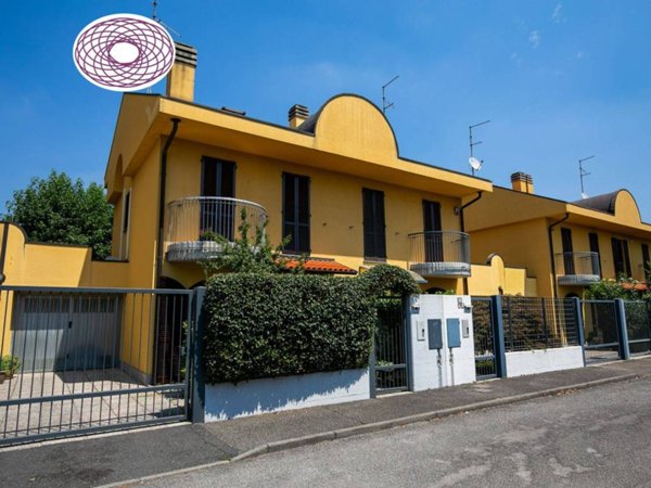 casa indipendente in vendita a Paderno Dugnano in zona Palazzolo Milanese