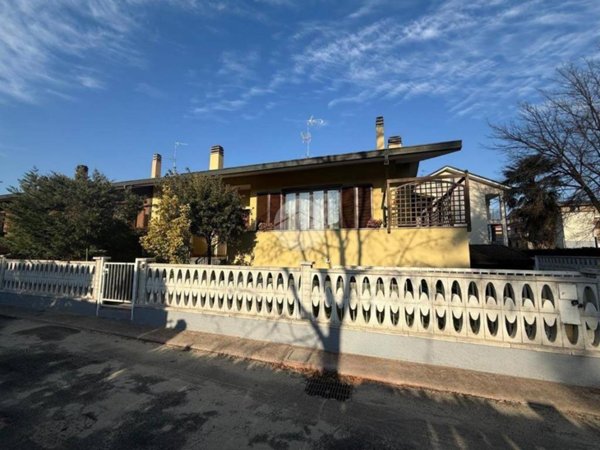 casa indipendente in vendita a Paderno Dugnano