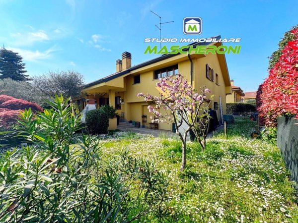 casa indipendente in vendita a Paderno Dugnano