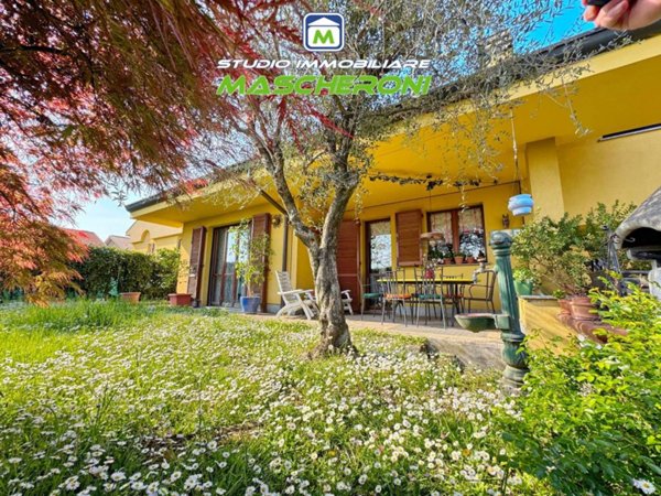 casa indipendente in vendita a Paderno Dugnano