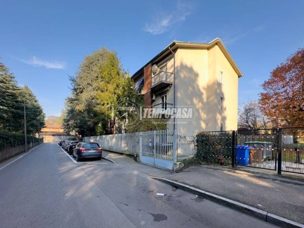 appartamento in vendita a Paderno Dugnano