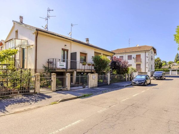 appartamento in vendita a Paderno Dugnano in zona Cassina Amata
