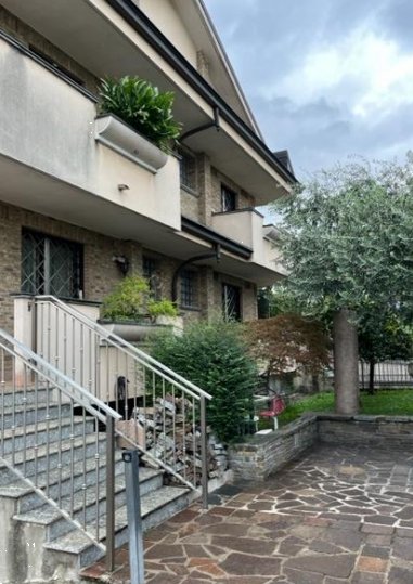 casa indipendente in vendita a Paderno Dugnano