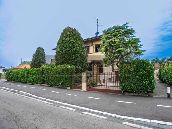casa indipendente in vendita a Paderno Dugnano in zona Calderara